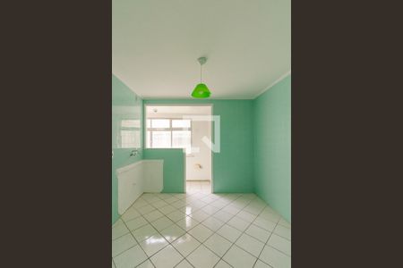 Cozinha de apartamento à venda com 2 quartos, 90m² em Jardim Lindóia, Porto Alegre