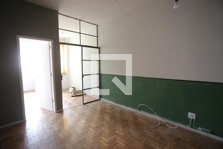 Sala de apartamento à venda com 1 quarto, 36m² em Barro Preto, Belo Horizonte