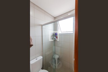 Banheiro da Suíte de apartamento à venda com 2 quartos, 108m² em Vila Curuçá, Santo André