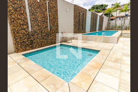 Apartamento para alugar com 38m², 2 quartos e sem vaga Apartamento para alugar com 38m², 2 quartos e sem vagaÁrea comum - Piscina