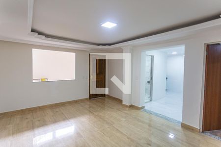 Sala de casa para alugar com 2 quartos, 80m² em São Marcos, Belo Horizonte
