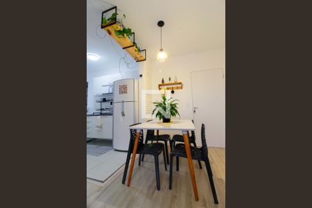 Sala de apartamento para alugar com 2 quartos, 50m² em Jardim Pioneiro, Cotia