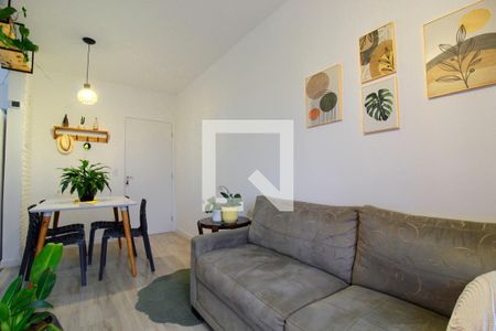 Sala de apartamento para alugar com 2 quartos, 50m² em Jardim Pioneiro, Cotia