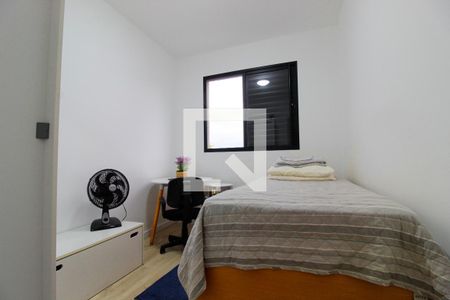 Quarto 1 de apartamento para alugar com 2 quartos, 50m² em Jardim Pioneiro, Cotia