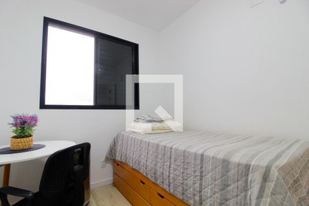 Quarto 1 de apartamento para alugar com 2 quartos, 50m² em Jardim Pioneiro, Cotia