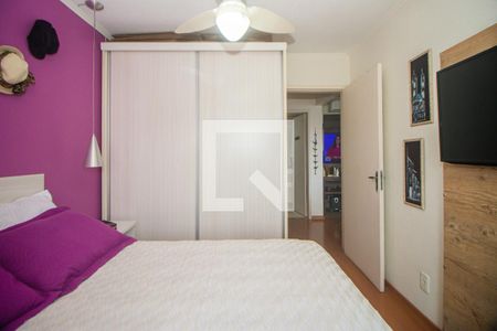 Quarto de apartamento à venda com 1 quarto, 55m² em Sarandi, Porto Alegre