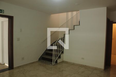 Sala de casa à venda com 2 quartos, 120m² em Jardim Juá, São Paulo