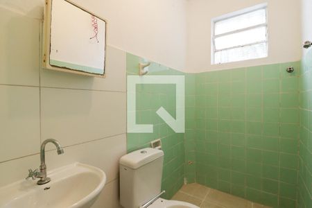 Banheiro de casa para alugar com 1 quarto, 45m² em Casa Verde Alta, São Paulo