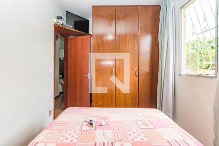 Quarto 1 de apartamento à venda com 3 quartos, 60m² em João Pinheiro, Belo Horizonte