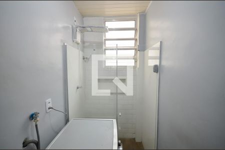 Banheiro de apartamento à venda com 1 quarto, 28m² em Tijuca, Rio de Janeiro