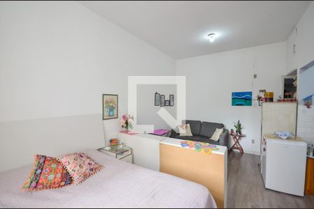 Sala/Quarto de apartamento à venda com 1 quarto, 28m² em Tijuca, Rio de Janeiro