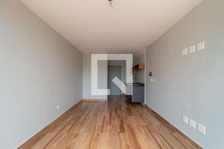 Sala/Quarto de apartamento à venda com 1 quarto, 60m² em Vila Invernada, São Paulo