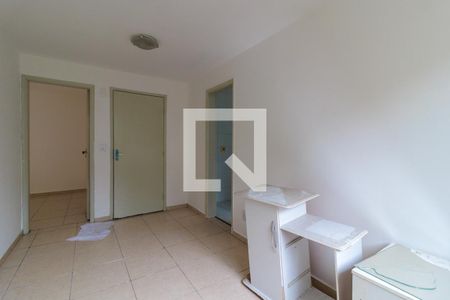 Sala de apartamento para alugar com 3 quartos, 60m² em Paraisópolis, São Paulo