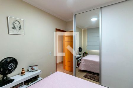 Quarto 2 de apartamento à venda com 3 quartos, 65m² em Alto Caiçaras, Belo Horizonte