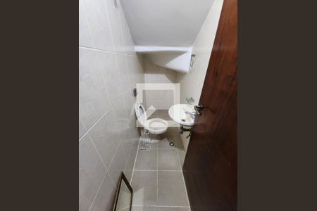 Lavabo de casa para alugar com 4 quartos, 156m² em Jardim Trussardi, São Paulo