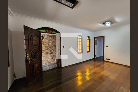 Sala de casa para alugar com 4 quartos, 156m² em Jardim Trussardi, São Paulo