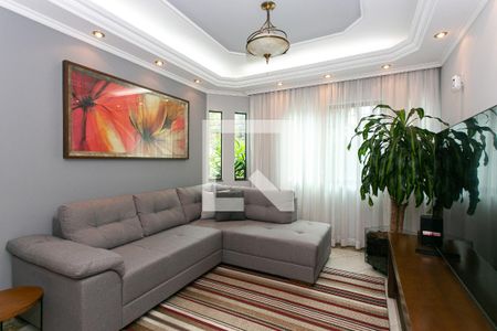 Casa à venda com 4 quartos, 200m² em Jardim Textil, São Paulo