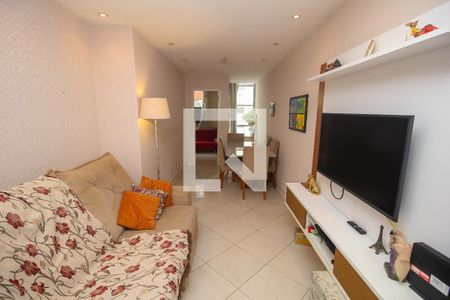 Sala de Estar de apartamento à venda com 2 quartos, 70m² em Catete, Rio de Janeiro