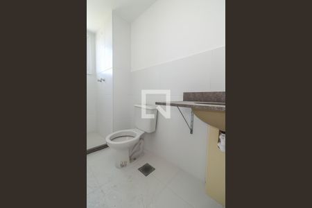 Banheiro da Suíte de apartamento à venda com 3 quartos, 65m² em Farrapos, Porto Alegre