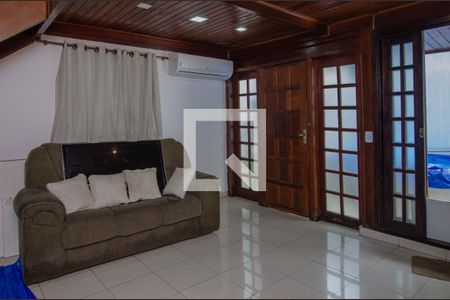 Sala de casa de condomínio à venda com 3 quartos, 600m² em Vargem Pequena, Rio de Janeiro