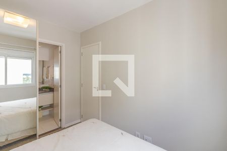 Dormitório de apartamento à venda com 2 quartos, 50m² em Farrapos, Porto Alegre