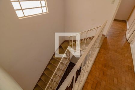 Escada de casa à venda com 2 quartos, 99m² em Saúde, São Paulo
