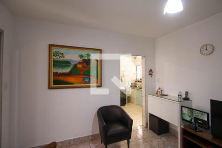 Sala de casa à venda com 3 quartos, 150m² em Vila Paulo Silas, São Paulo