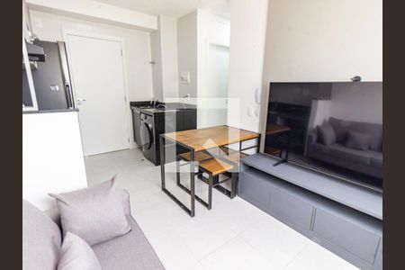 Sala/Cozinha de apartamento para alugar com 2 quartos, 33m² em Vila Cláudia, São Paulo