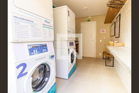 Apartamento para alugar com 33m², 2 quartos e 1 vaga Apartamento para alugar com 33m², 2 quartos e 1 vagaÁrea comum - Lavanderia