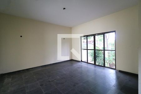 Sala de casa para alugar com 4 quartos, 190m² em Jardim Guanabara, Rio de Janeiro