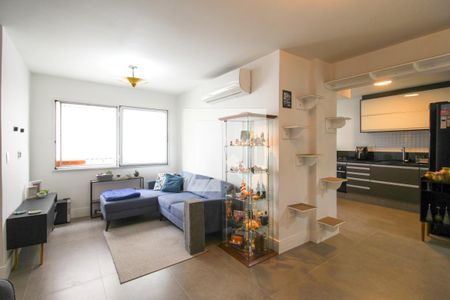 Sala de apartamento à venda com 2 quartos, 72m² em Vila Uberabinha, São Paulo