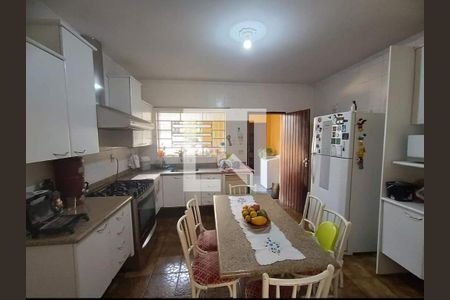 Foto 04 de casa à venda com 4 quartos, 200m² em Vila Nova, São Paulo