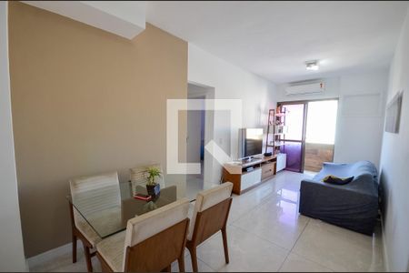 Sala de apartamento à venda com 2 quartos, 70m² em Praça da Bandeira, Rio de Janeiro