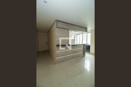Corredor de apartamento para alugar com 3 quartos, 130m² em Medianeira, Porto Alegre