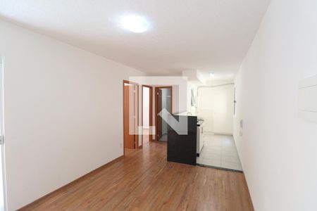 Sala de apartamento para alugar com 2 quartos, 50m² em Tribobó, São Gonçalo