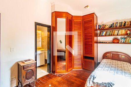Casa à venda com 540m², 5 quartos e 2 vagas Casa à venda com 540m², 5 quartos e 2 vagasSuite 02