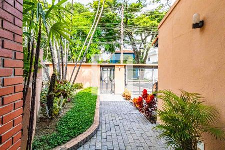 Casa à venda com 540m², 5 quartos e 2 vagas Casa à venda com 540m², 5 quartos e 2 vagasJardim