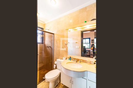 Casa à venda com 540m², 5 quartos e 2 vagas Casa à venda com 540m², 5 quartos e 2 vagasSuite 03 - Banheiro