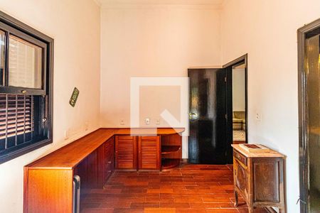 Casa à venda com 540m², 5 quartos e 2 vagas Casa à venda com 540m², 5 quartos e 2 vagasSuite 02