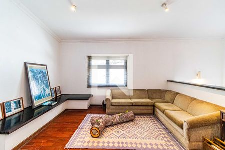 Casa à venda com 540m², 5 quartos e 2 vagas Casa à venda com 540m², 5 quartos e 2 vagasSala superior
