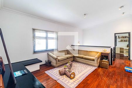 Casa à venda com 540m², 5 quartos e 2 vagas Casa à venda com 540m², 5 quartos e 2 vagasSala superior