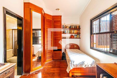 Casa à venda com 540m², 5 quartos e 2 vagas Casa à venda com 540m², 5 quartos e 2 vagasSuite 02