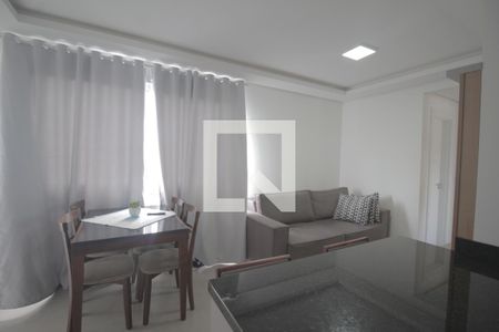 Sala de apartamento à venda com 2 quartos, 65m² em Bairro Fátima, Canoas