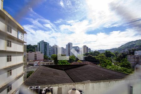 Vista da Sala de apartamento à venda com 2 quartos, 80m² em Icaraí, Niterói
