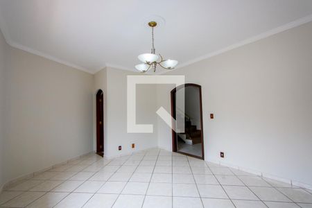 Sala de casa para alugar com 3 quartos, 200m² em Parque Marajoara, Santo André