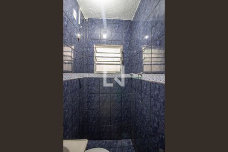 Banheiro de casa à venda com 2 quartos, 130m² em Vila Clara, São Paulo