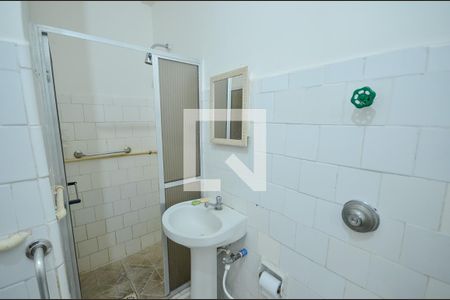 Banheiro de apartamento à venda com 1 quarto, 42m² em Rio Comprido, Rio de Janeiro