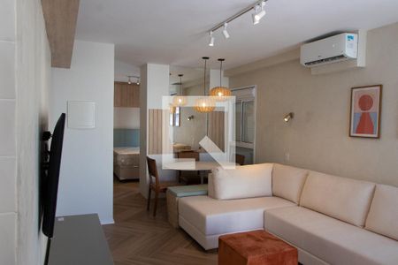 SALA de apartamento à venda com 1 quarto, 51m² em Cambuí, Campinas