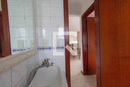 Banheiro de apartamento para alugar com 1 quarto, 48m² em Centro, São Leopoldo