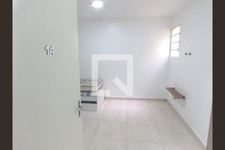 Entrada de kitnet/studio para alugar com 1 quarto, 28m² em Vila Sonia, São Paulo